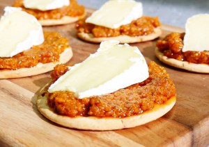 Sundried Pesto and camembert